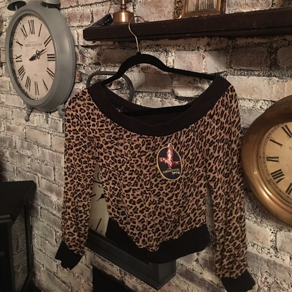 Express Leopard print crop top Xs - Picture 2 of 3